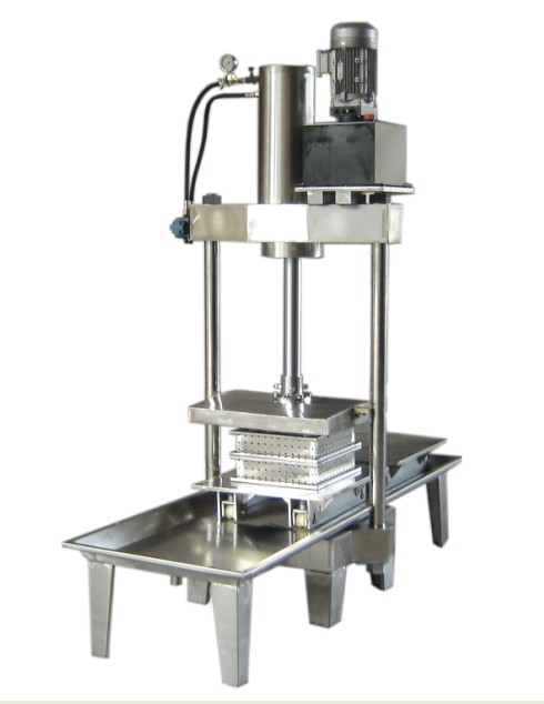 自帶泵智能液壓機